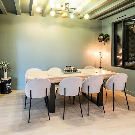 Βίλα Maison Flo *