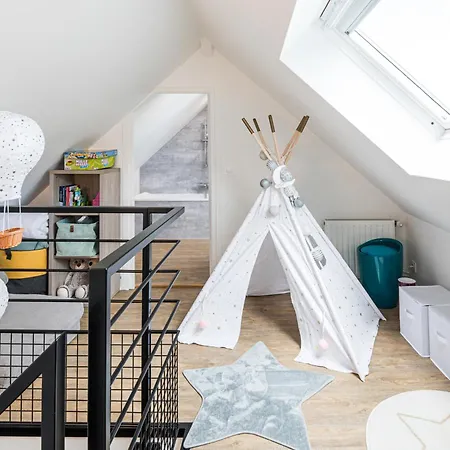 Βίλα Maison Flo *